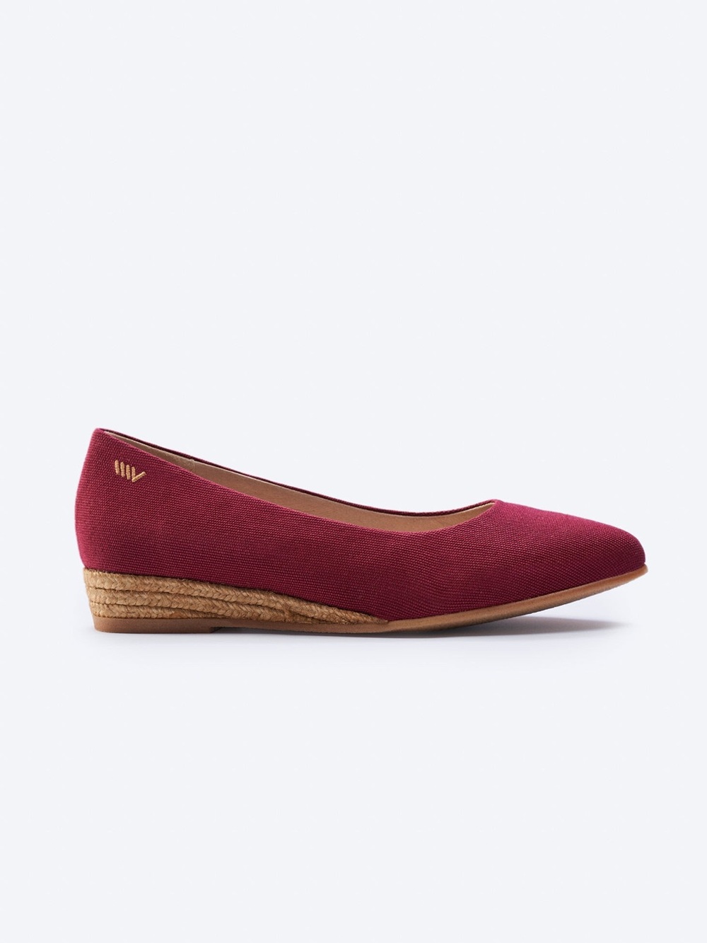 Limited Edition Viscata Point-Toe Espadrille Flats Size 8 in Garnet